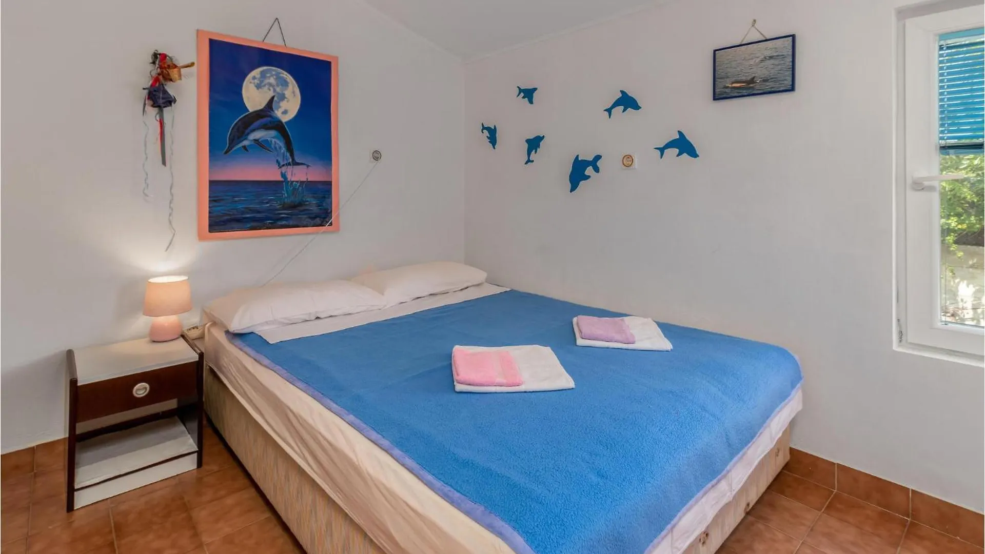 Holiday home Cozy Home In Palit With Kitchen Mundanije